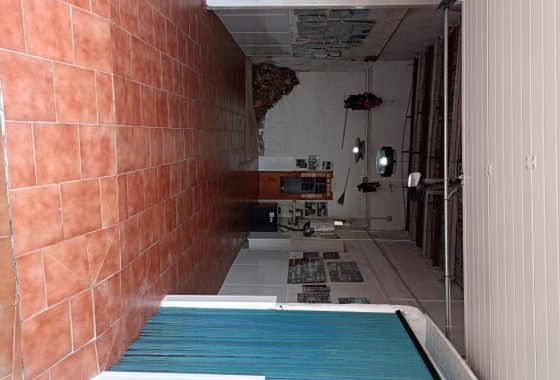 Revente - Maison de ville -
Pinoso - Inland