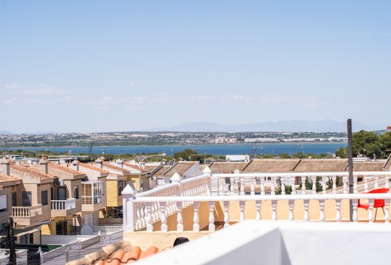 Sprzedaż - Apartament / Mieszkanie -
Torrevieja - El Chaparral