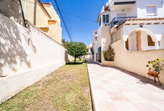 Sprzedaż - Apartament / Mieszkanie -
Torrevieja - El Chaparral