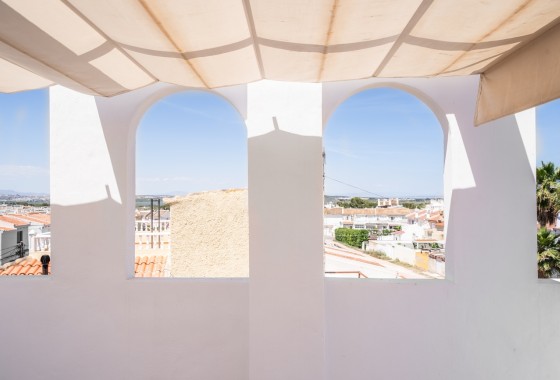 Sprzedaż - Apartament / Mieszkanie -
Torrevieja - El Chaparral