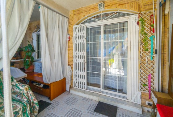 Sprzedaż - Apartament / Mieszkanie -
Torrevieja - El Limonar