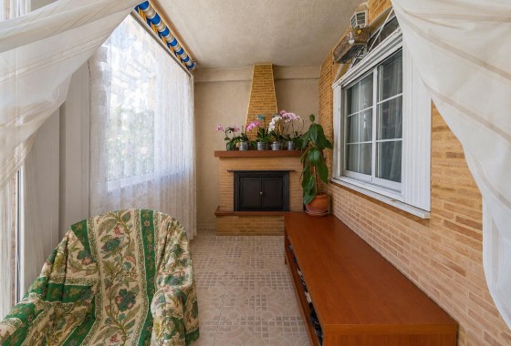 Sprzedaż - Apartament / Mieszkanie -
Torrevieja - El Limonar