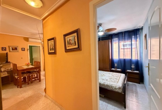 Sprzedaż - Apartament / Mieszkanie -
Torrevieja - Playa del Cura