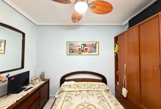 Sprzedaż - Apartament / Mieszkanie -
Torrevieja - Playa del Cura