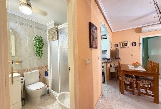 Sprzedaż - Apartament / Mieszkanie -
Torrevieja - Playa del Cura