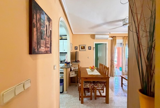 Sprzedaż - Apartament / Mieszkanie -
Torrevieja - Playa del Cura