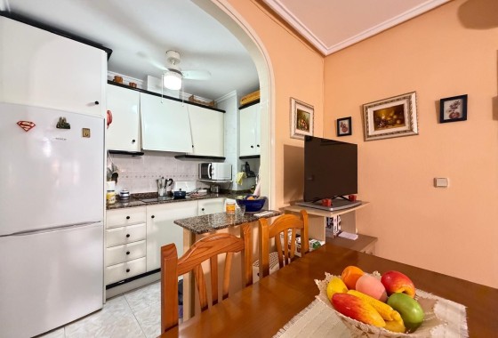 Sprzedaż - Apartament / Mieszkanie -
Torrevieja - Playa del Cura