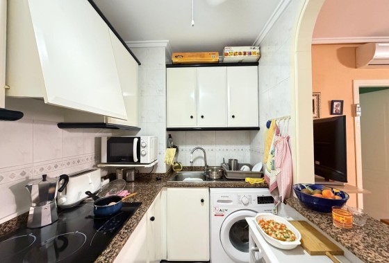Sprzedaż - Apartament / Mieszkanie -
Torrevieja - Playa del Cura