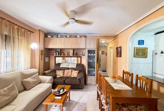 Sprzedaż - Apartament / Mieszkanie -
Torrevieja - Playa del Cura