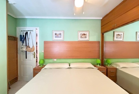 Sprzedaż - Apartament / Mieszkanie -
Torrevieja - Playa del Cura