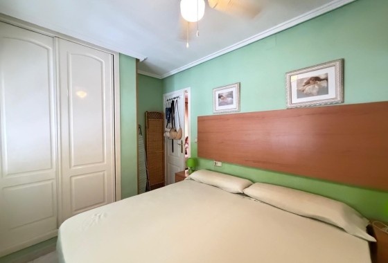 Sprzedaż - Apartament / Mieszkanie -
Torrevieja - Playa del Cura