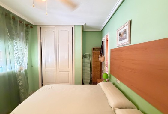 Sprzedaż - Apartament / Mieszkanie -
Torrevieja - Playa del Cura