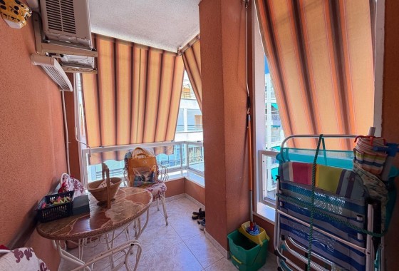 Sprzedaż - Apartament / Mieszkanie -
Torrevieja - Playa del Cura