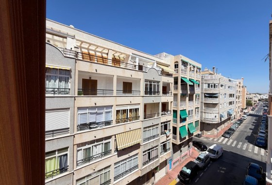 Sprzedaż - Apartament / Mieszkanie -
Torrevieja - Playa del Cura