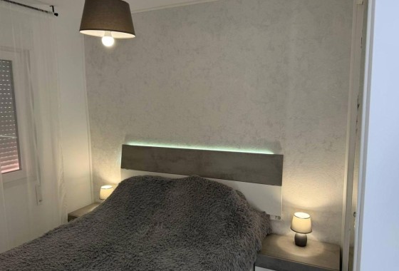 Revente - Appartement -
Torrevieja