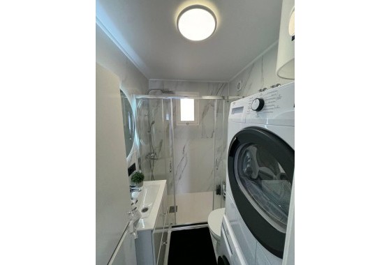 Revente - Appartement -
Torrevieja