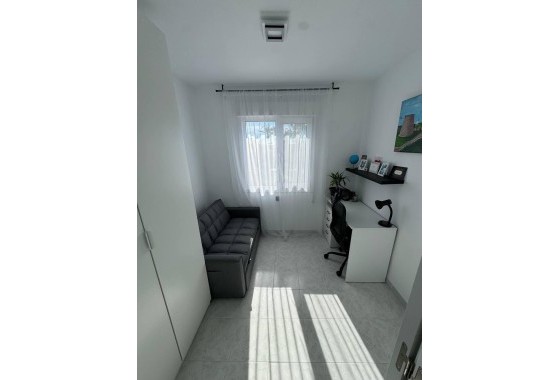 Revente - Appartement -
Torrevieja