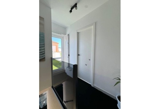 Revente - Appartement -
Torrevieja