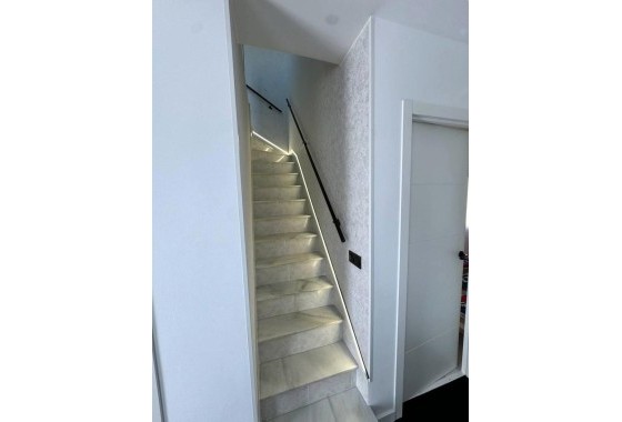 Revente - Appartement -
Torrevieja