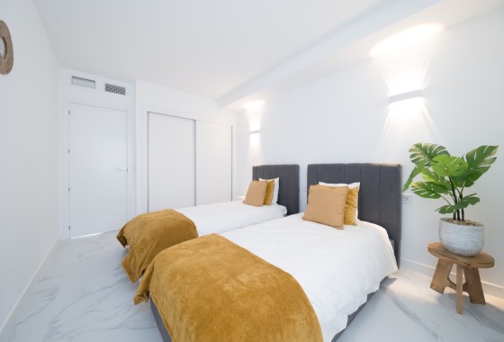 Wiederverkauf - Wohnung / Apartment -
Torrevieja