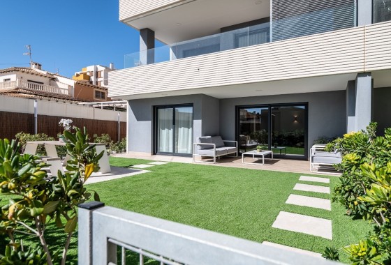 Wiederverkauf - Wohnung / Apartment -
Torrevieja