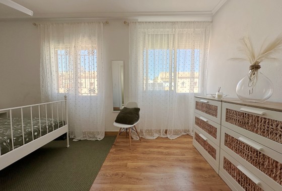 Venta - Adosado -
Orihuela Costa - La Zenia
