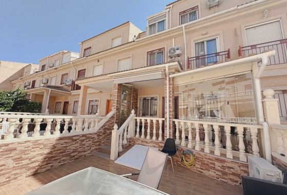 Venta - Adosado -
Orihuela Costa - La Zenia