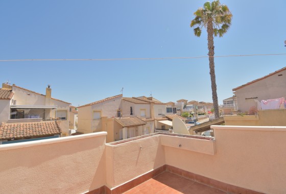 Venta - Villa adosada -
Algorfa - Montebello