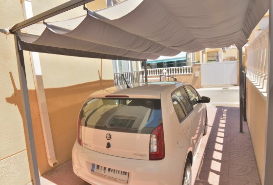 Venta - Villa adosada -
Algorfa - Montebello