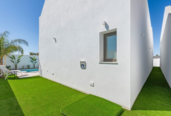 Obra Nueva - Chalet Independiente -
San Javier - Parque del doce