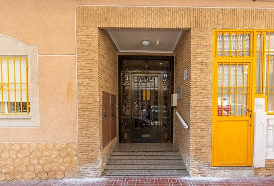Revente - Appartement -
Torrevieja