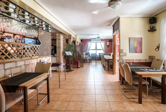 Resale - Commercial -
Torrevieja - La Veleta