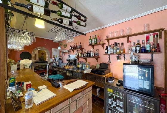 Resale - Commercial -
Torrevieja - La Veleta