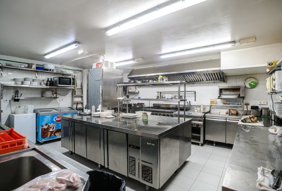 Resale - Commercial -
Torrevieja - La Veleta