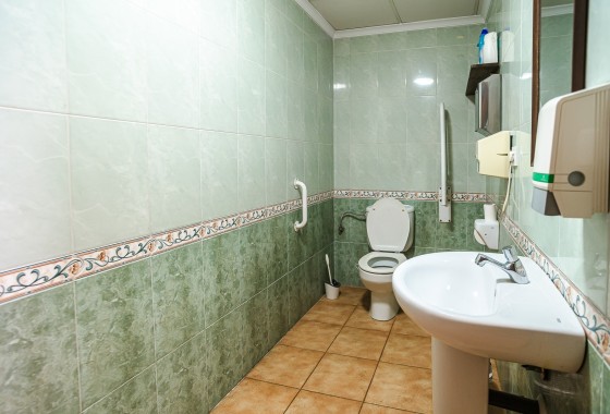 Resale - Commercial -
Torrevieja - La Veleta