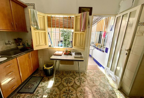 Venta - Adosado -
Almoradí