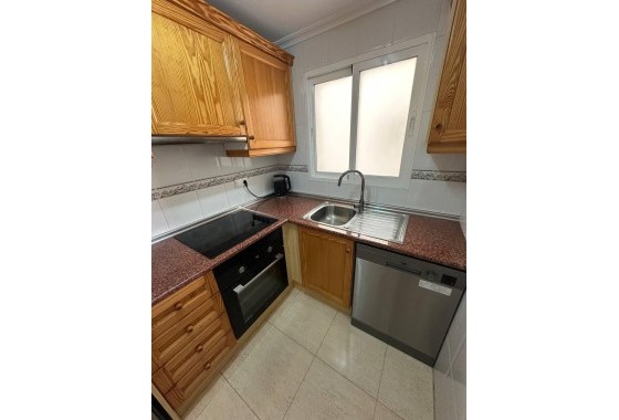 Venta - Apartamento / Piso -
Torrevieja