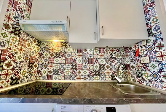 Sprzedaż - Apartament / Mieszkanie -
Torrevieja