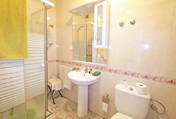 Venta - Villa adosada -
Torrevieja - Torretas