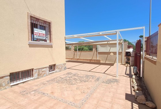 Herverkoop - Vrijstaande Villa -
Orihuela Costa - Castillo de Don Juan