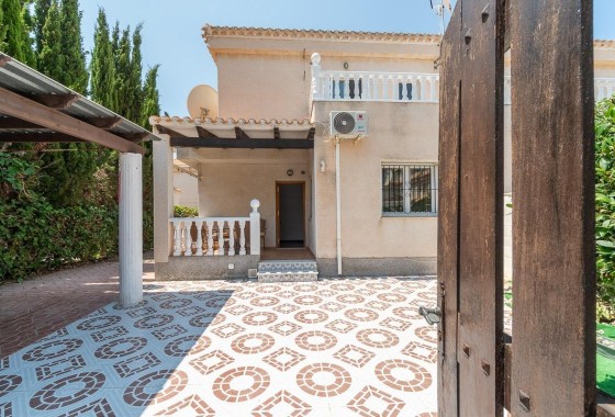 Venta - Villa adosada -
Orihuela Costa - Playa Flamenca