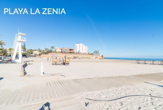 Venta - Villa adosada -
Orihuela Costa - Playa Flamenca