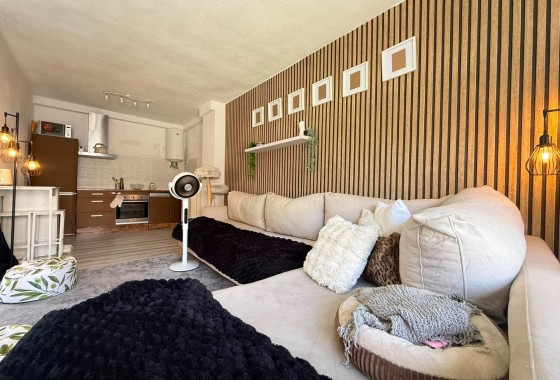 Resale - Apartment / Flat -
Torrevieja - Playa del Cura