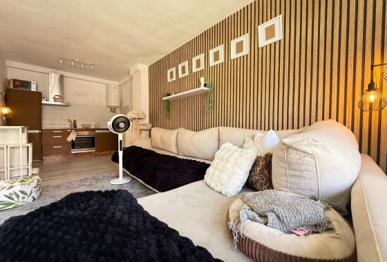 Resale - Apartment / Flat -
Torrevieja - Playa del Cura