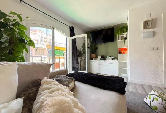 Resale - Apartment / Flat -
Torrevieja - Playa del Cura