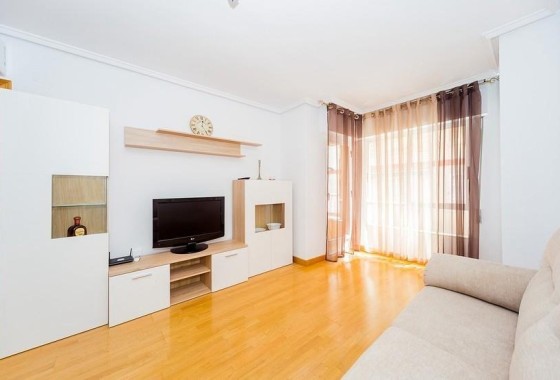 Resale - Apartment / Flat -
Torrevieja - Playa del Cura