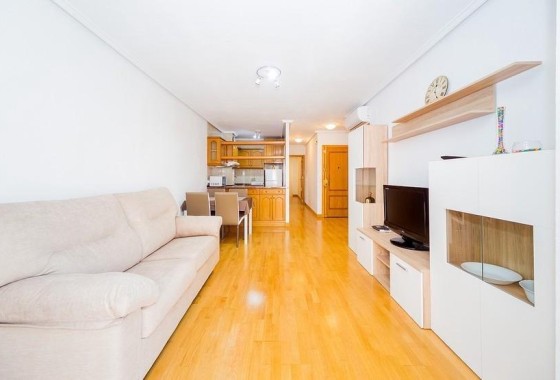 Resale - Apartment / Flat -
Torrevieja - Playa del Cura