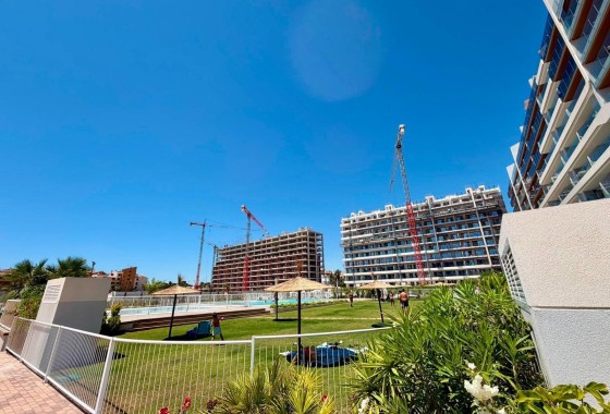 Sprzedaż - Apartament / Mieszkanie -
Torrevieja - Punta Prima