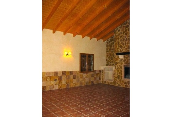 Resale - Detached Villa -
Benferri