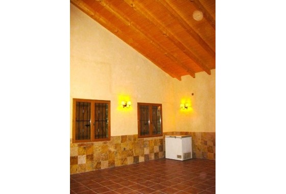 Resale - Detached Villa -
Benferri
